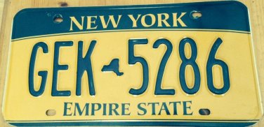 New York Gold Empire State license plate GEK 5286 Niagara Falls Big Apple NYY NY