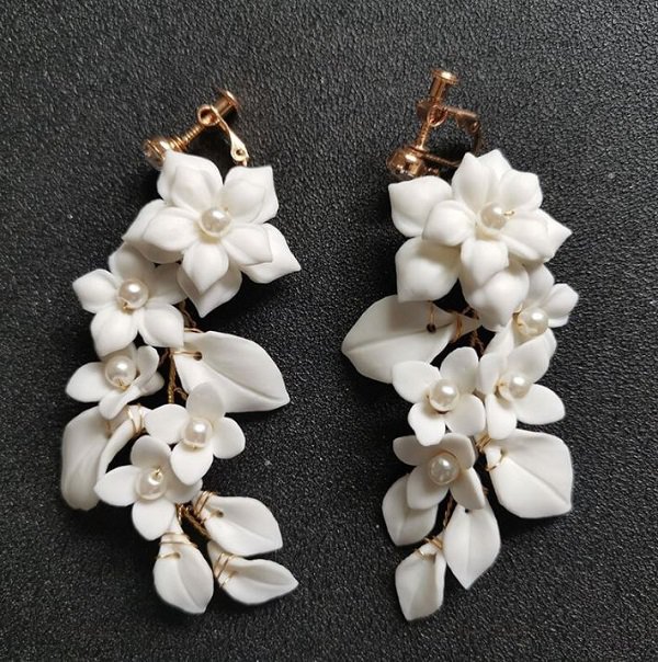 Rsslyn Elegant White Earrings Purest White Flower for Wedding Jewelries