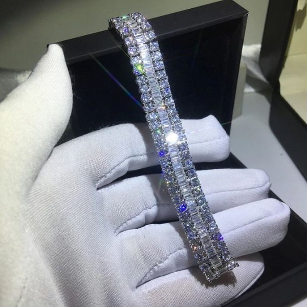 Rsslyn Elegant Bracelets Wide Crystal Bracelet for Luxury Woman