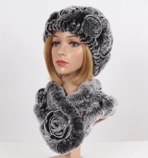 Rsslyn Gray Hat and Scarf Rose Design Matching Set Real
