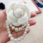 Rsslyn Fashion Brooch White Camelia Flower Pearls Fabric Camellia Brooch Corsage Fashion Jewelry