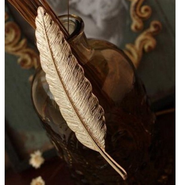 Rsslyn High-Quality Large Feather Pin Brooch for Men and Women Retro Feather Leaf Brooch for Men