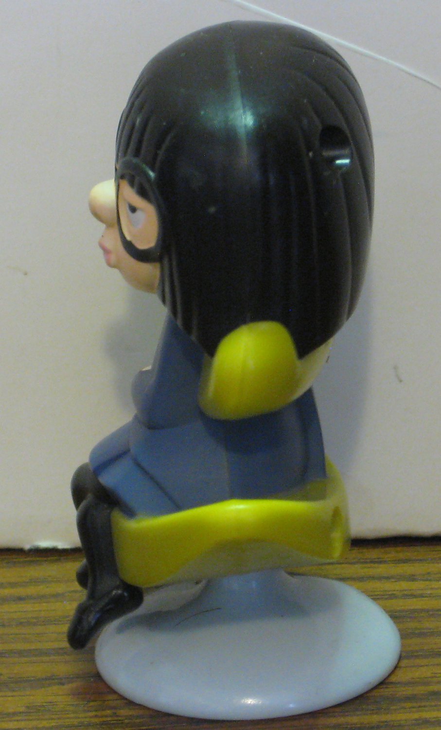 Disney Pixar Incredibles 2 Edna Bobble Toy McDonalds Happy Meal