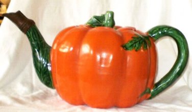 OCCUPIED JAPAN Tomato Large 4 Cup Teapot Maruhon Ware