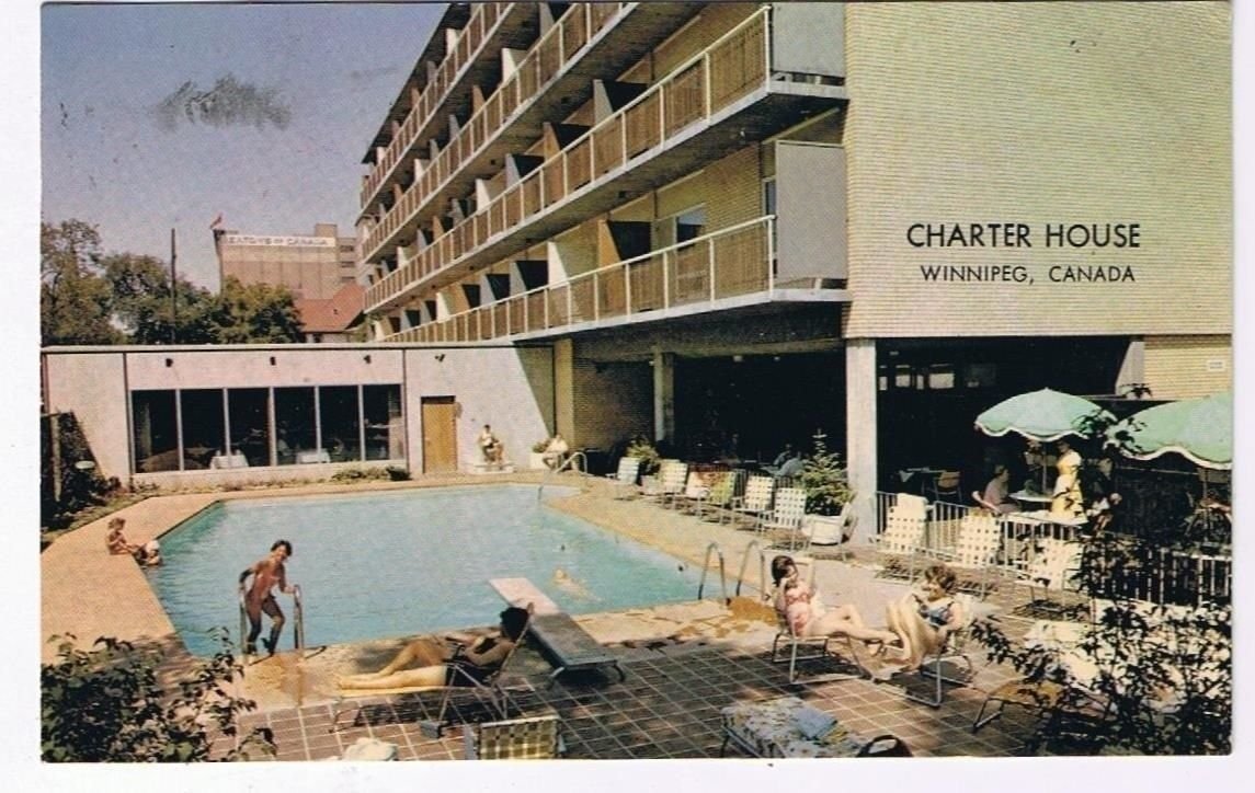 Manitoba Postcard Winnipeg Charter House Hotel