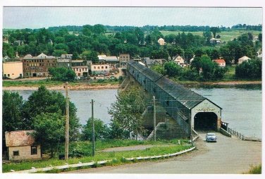 New Brunswick Postcard Hartland Worlds Longest Covered Bridge