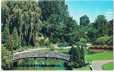 Toronto Ontario Postcard Edwards Gardens Metropolitan Toronto