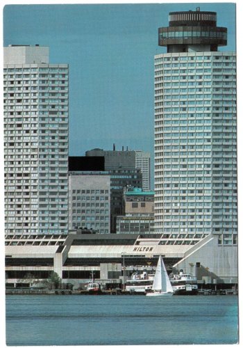 Ontario Postcard Toronto Hilton Harbour Castle