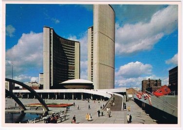 Ontario Postcard Toronto City Hall Nathan Phillips Square Viljo Revell