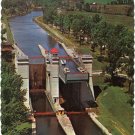 Ontario Postcard Peterborough World Famous Hydraulic Lift Lock