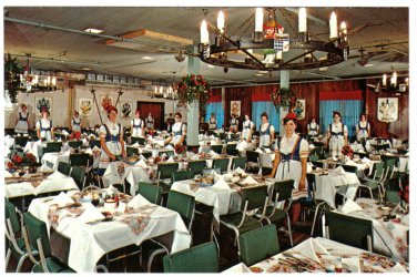 Michigan Postcard Frankenmuth Bavarian Inn Family Crest Room