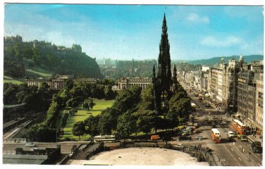 United Kingdom UK Postcard Edinburgh Scotland Princess Street And Scott Monument