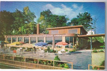 Postcard Stew Cunningham's Fisherman's Wharf St Clair Michigan