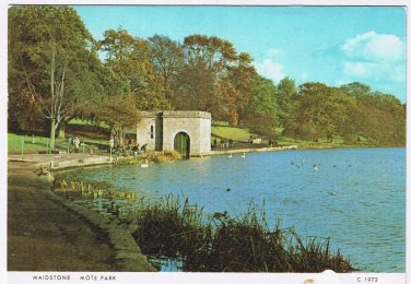 Postcard Maidstone Mote Park Kent UK
