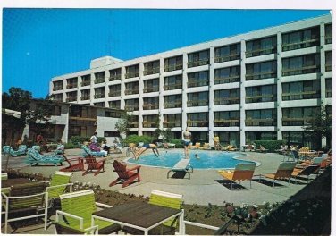 Ontario Postcard Toronto Cambridge Motor Hotel