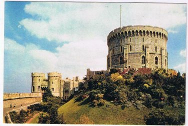 United Kingdom UK Postcard Windsor Castle Round Tower Keep