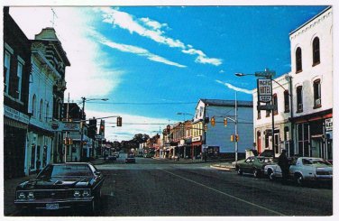 Ontario Postcard Wiarton Berford Street Older Cars