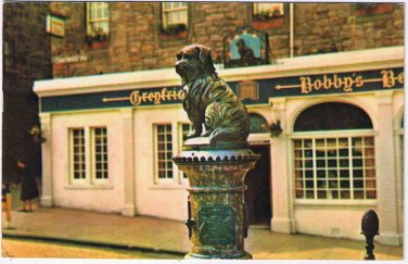 United Kingdom UK Postcard Edinburgh Gretfriars Bobby  Dog Statue