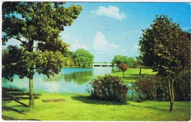 Postcard War Memorial Park Muskegon Michigan