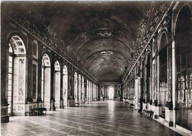 Postcard Chateau de Versailles La Galerie des Glaces
