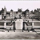 France Postcard RPPC Palais de Fontainebleau Main Front & Farewell Court