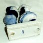 Vintage Hand Painted Delft Blue Holland Kissing Couple Boy Girl Figurine # 755