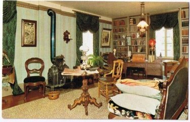 Kitchener Ontario Postcard Woodside MacKenzie King Dr King's Study