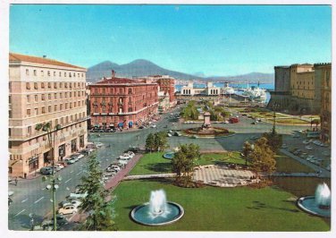 Italy Postcard Napoli Piazza Municipio & Stazione Marittima