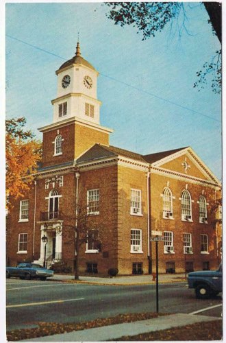 Delaware Postcard Dover Kent County Court House On The Green