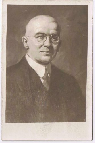 People Postcard American Gentleman ? W K Kellog
