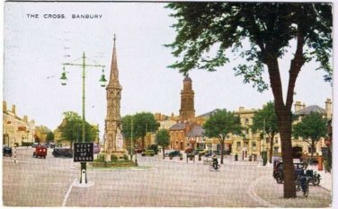 Banbury England UK Postcard The Cross Valentine Valesque G9579