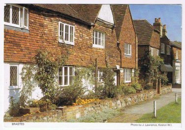 United Kingdom UK Postcard Brasted Kent Houses Judges