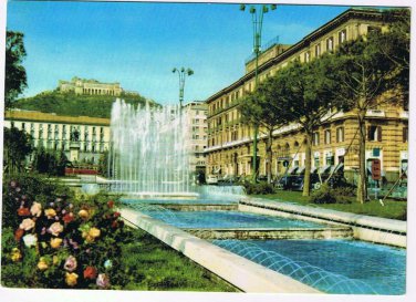 Italy Postcard Napoli Piazza Municipio & Fontana & Castel S Elmo