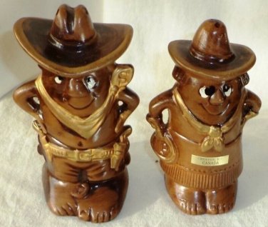 Western Salt & Pepper Shakers Ma & Pa Gunslingers Creston BC
