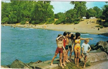 Postcard Colchester On Sandy Beach Lake Erie Harrow Ontario