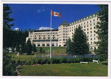 Postcard The Chateau Lake Louise Banff Alberta