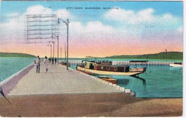 Michigan Postcard Munising City Dock Grand Island 1941