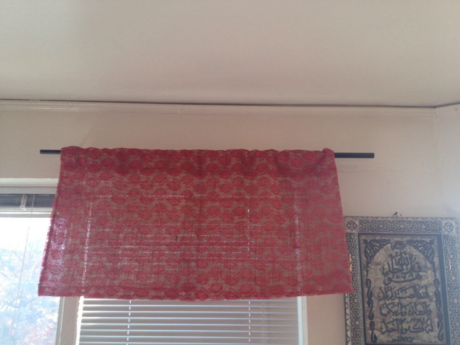 Burlap coverd red lace valance