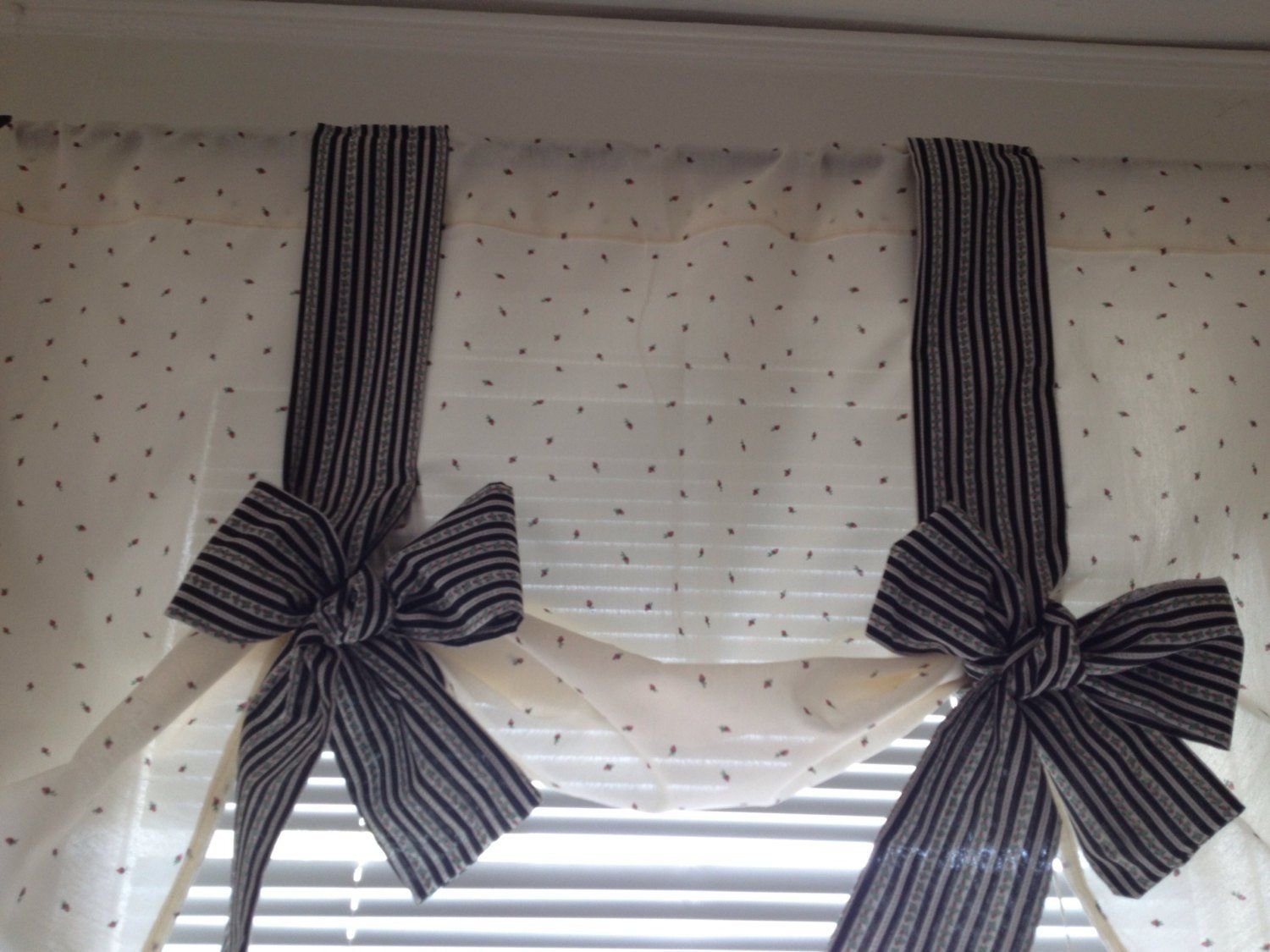 Tie Up Valance