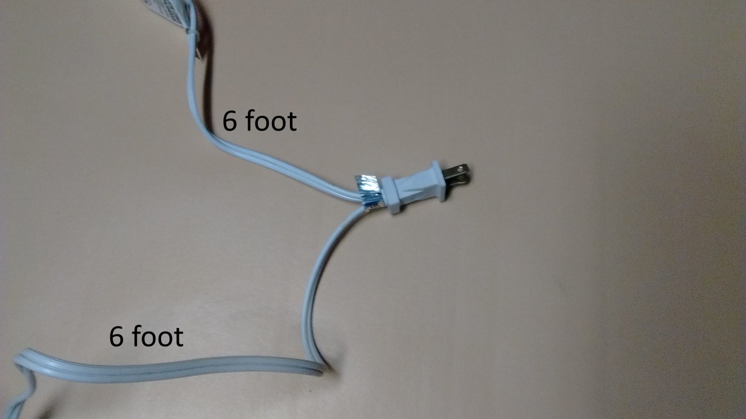 Jason E184278 K3 Single Male to Dual Female 6 Plug 6 Ft. White