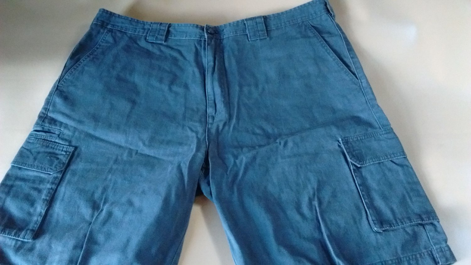 Men's Axis LA Cargo Style Shorts, 40W Dark Grey in Color