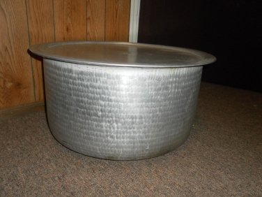 BIG POT