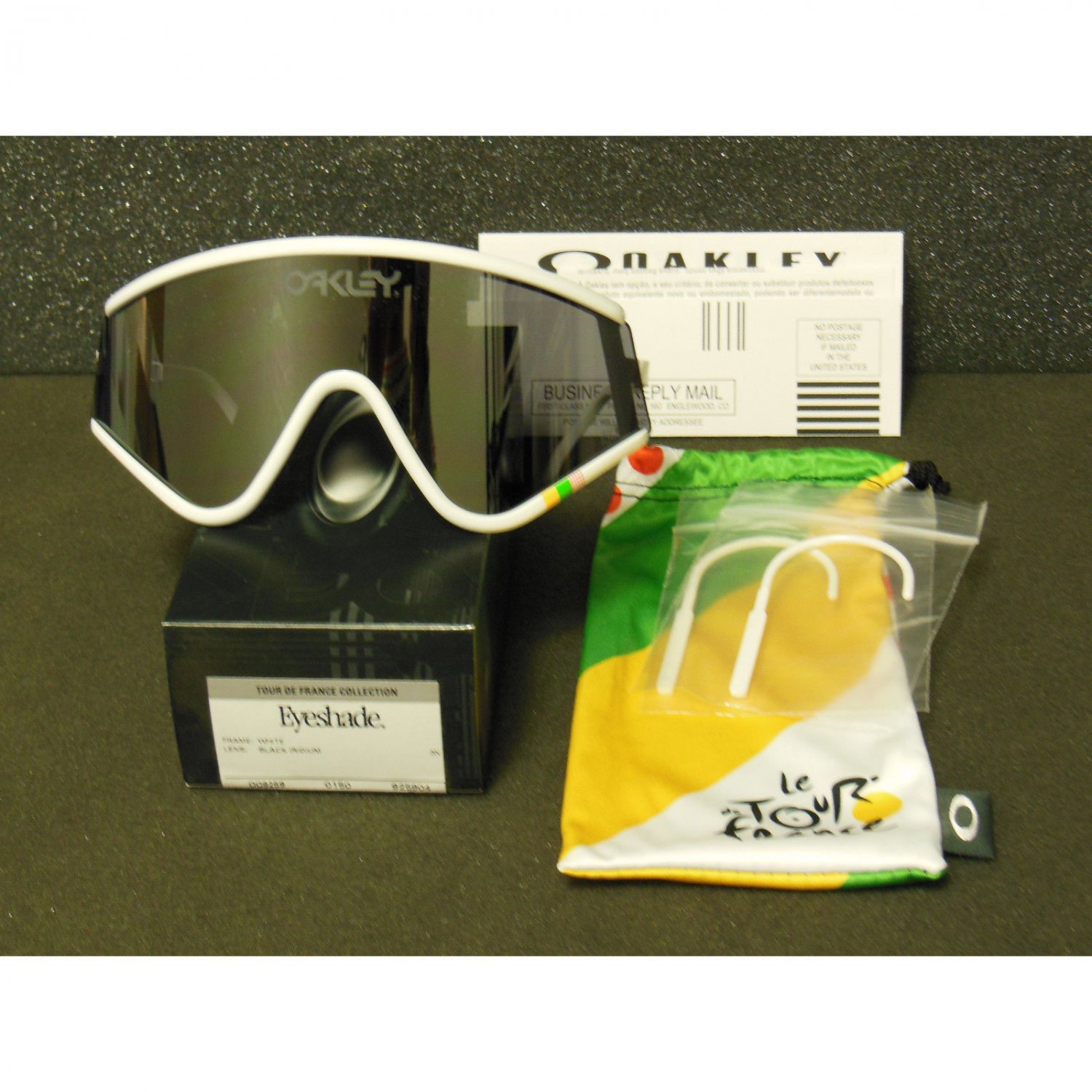 Maestro fire stemning Oakley Eyeshade Tour de France Collection Retro Sunglasses, White/Black  Iridium