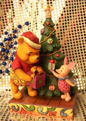 winnie the pooh and piglet christmas