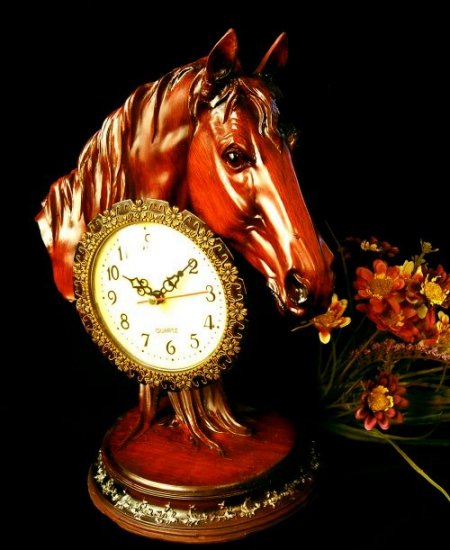 Mahogany "Horse Head Clock