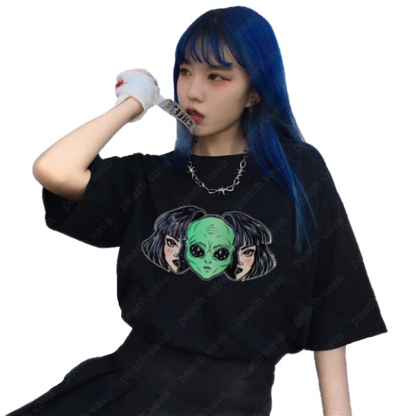Kawaii Clothing Alien T-Shirt Black White Punk Harajuku Goth Emo Extraterrestrial Japan WH092