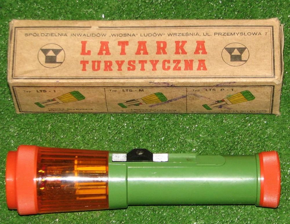 Rare Vintage Flashlight 3 color Multifunction D Size Battery Plastic Body Boxed