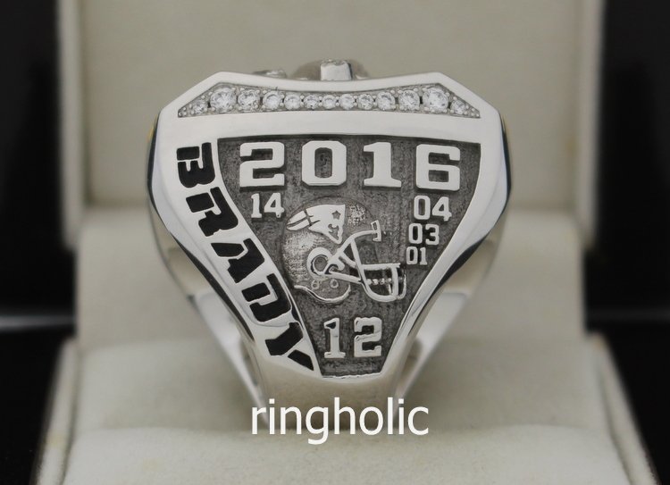 New England Patriots Super Bowl XXXVIII Ring – Gold & Silver Pawn Shop