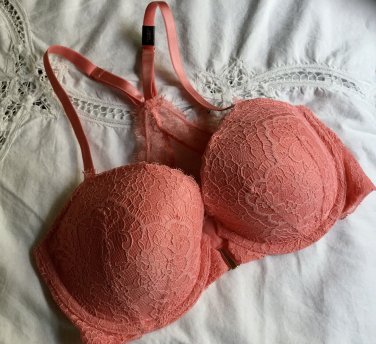 Victoria&acirc;��s Secret Dream Angels Lightly Lined Demi Bra 32DD Pink Lace Front Close