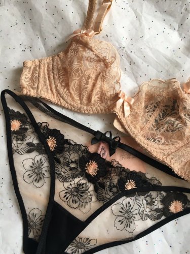 Agent Provocateur Unlined Plunge Bra 36A Flesh Pink Blush Retro Small Panty